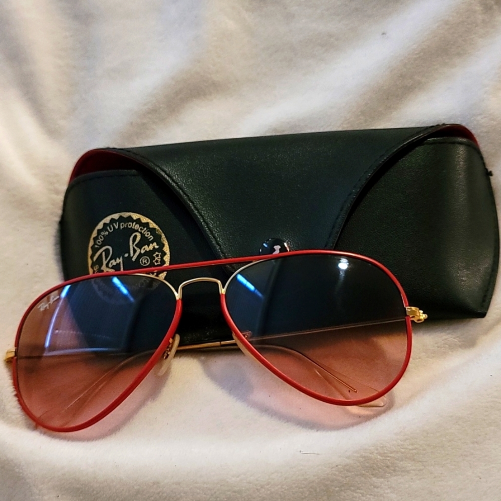 Classic Red Ray-Ban Sunglasses